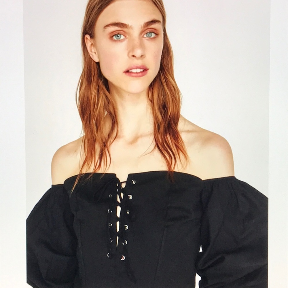 Zara lace up off the shoulder corset top S new